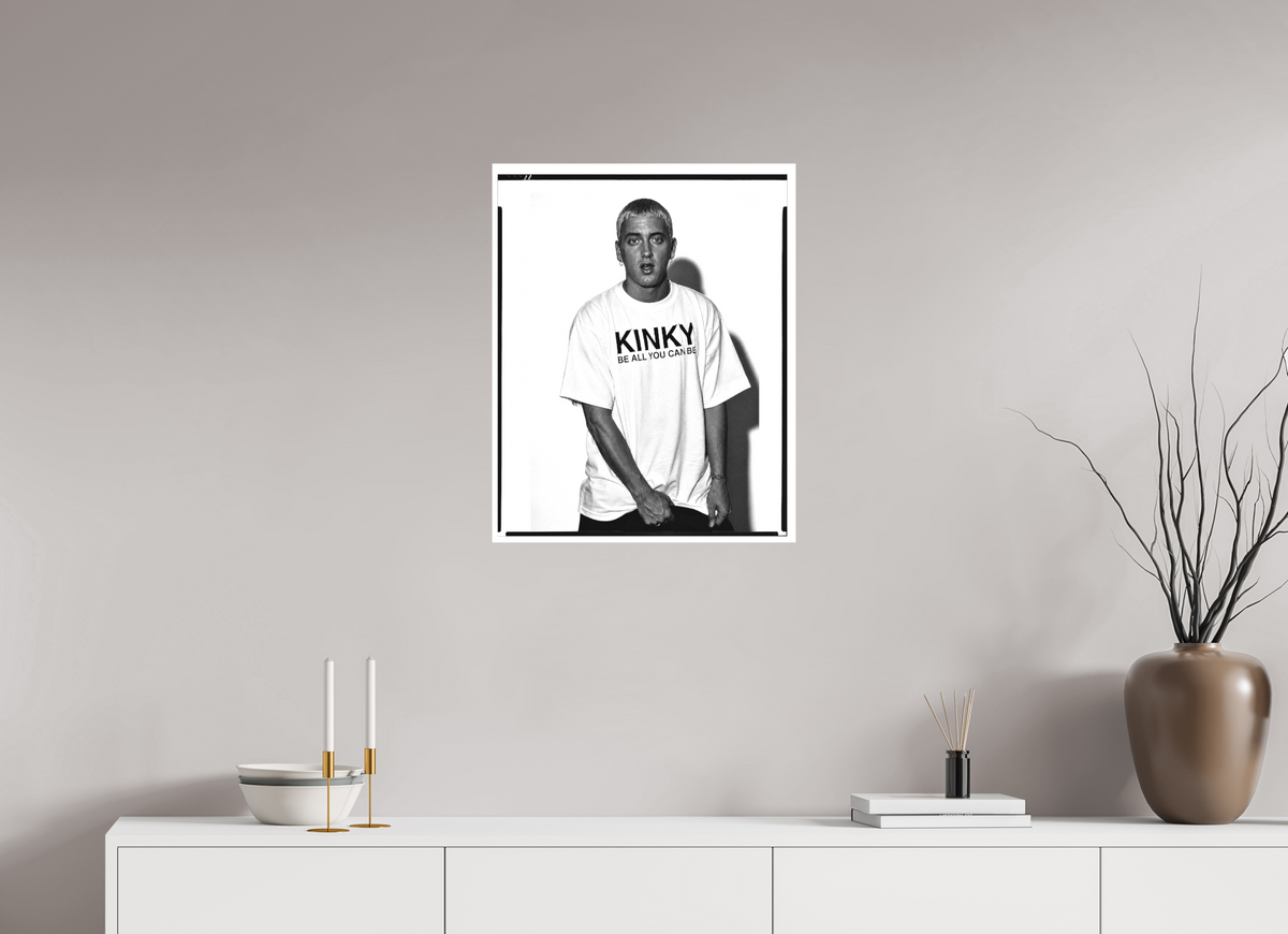 20 x 25.1″, WW CANVAS Eminem, Los Angeles 1999