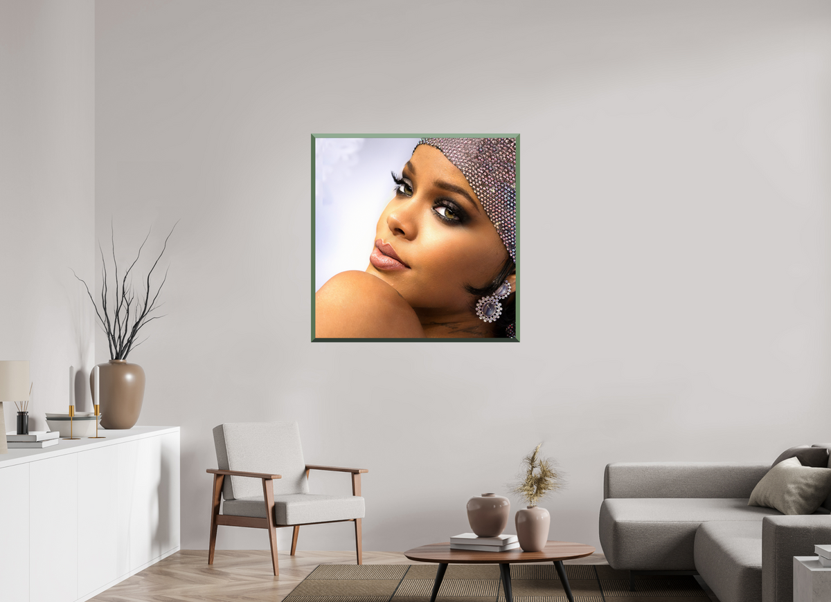 40 x 40″, WW FRAME PRINT Rihanna, New York 2014