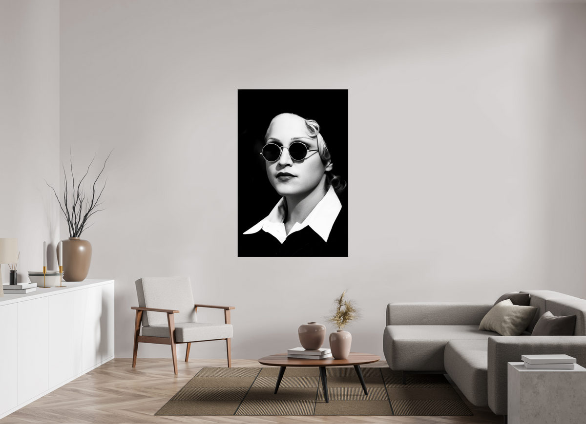 39 x 59.3″, Complete Madonna, Paris 1991